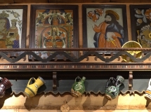 Listwa pod obrazy z ornamentem w kształcie węża, tzw. gadzikiem. Muzeum Tatrzańskie im. Dra Tytusa Chałubińskiego w Zakopanem