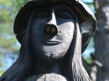 Rzeźba przedstawiająca topielca ze skansenu w Sidzinie, fot. K. Ceklarz
